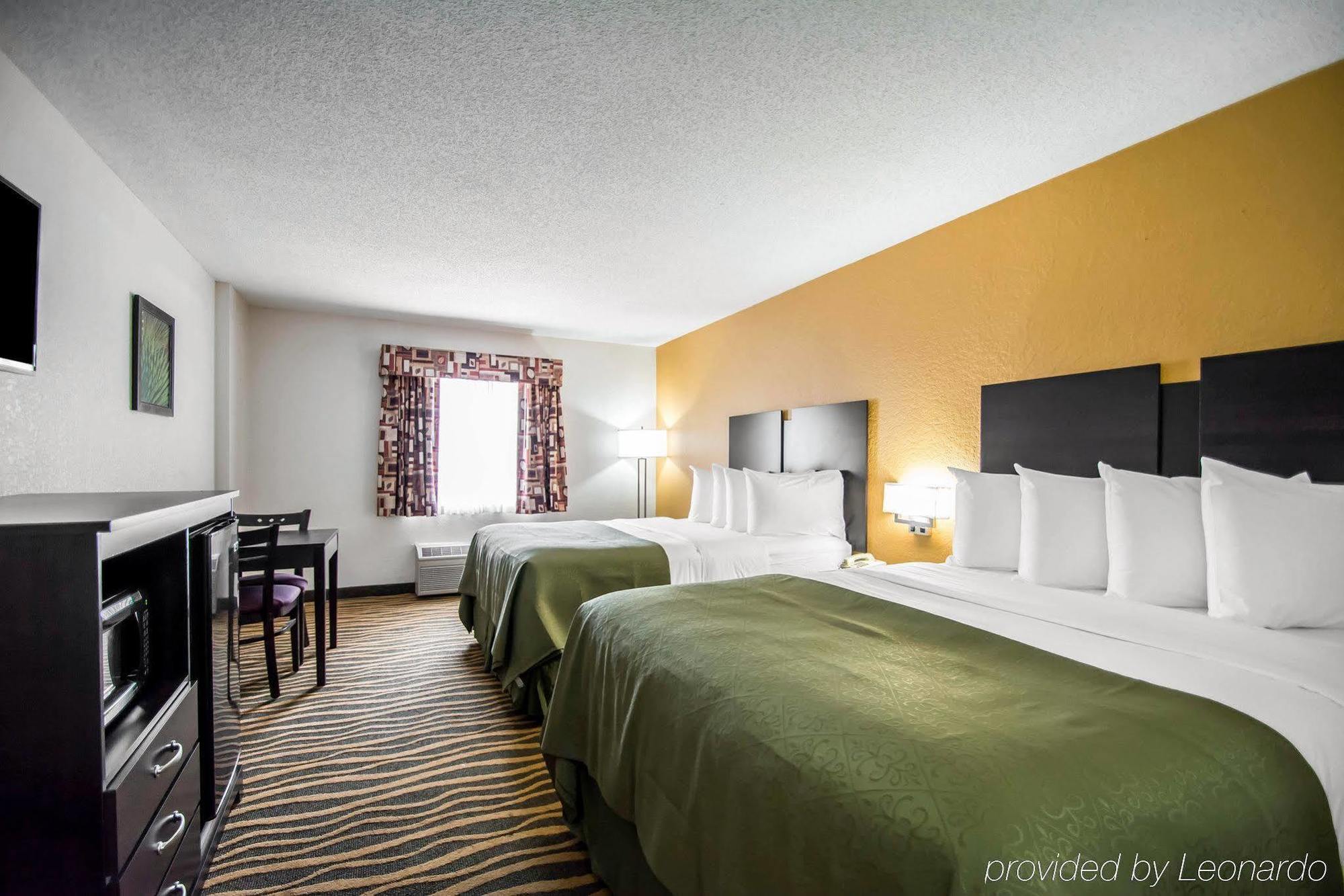 Quality Inn Sarasota I-75 Экстерьер фото